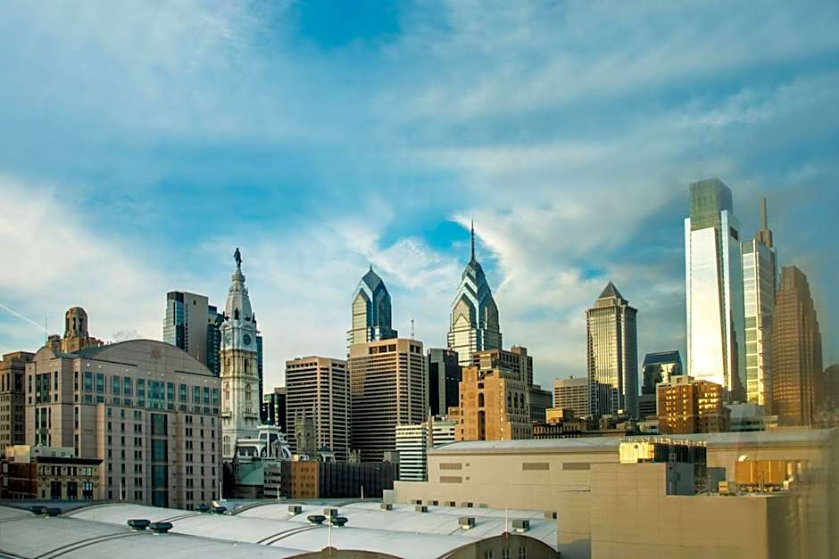 Four Points By Sheraton Philadelphia City Center