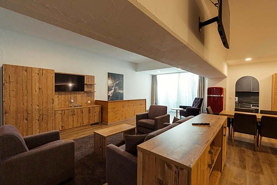 Zermatt Budget Rooms at Alpen Resort, Spa & Dining