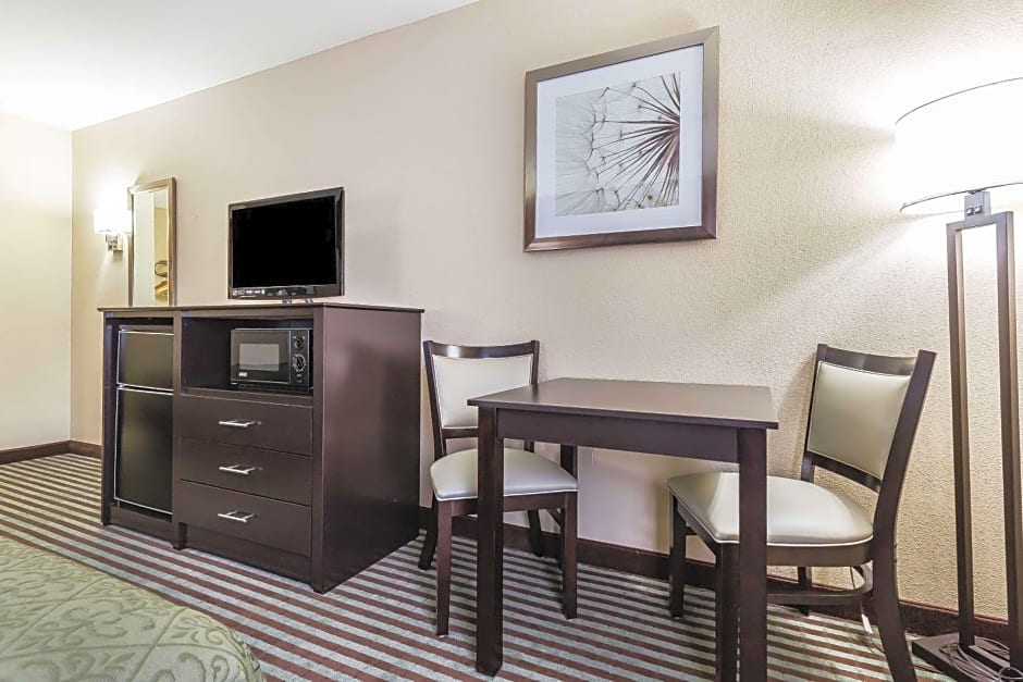 Quality Inn Mount Vernon, IL