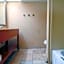 Tulsa Square Hotel Central, I-44 By OYO
