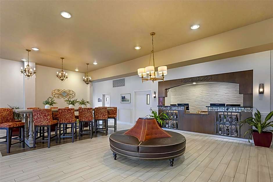 Best Western Plus Vineyard Inn & Suites