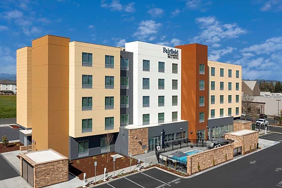 Fairfield Inn & Suites by Marriott Santa Rosa Rohnert Park