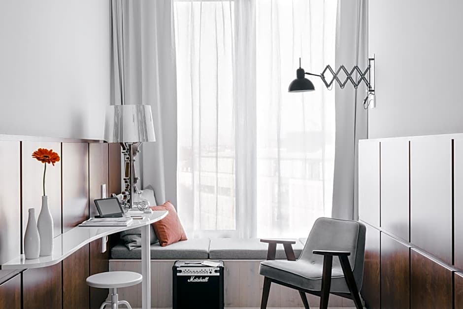 Ruby Lilly Hotel Munich