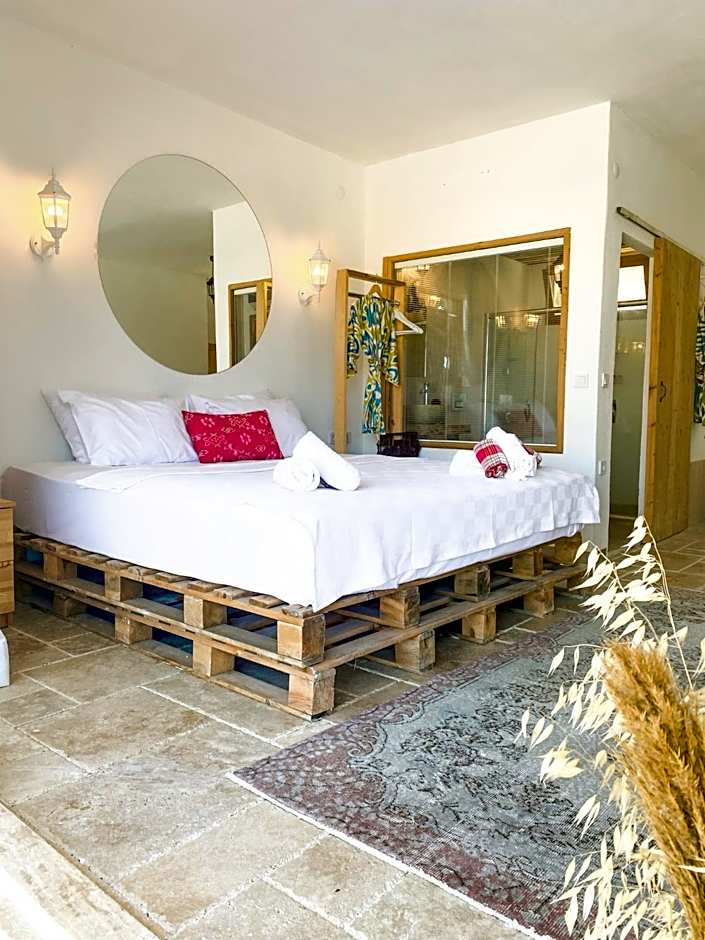 Alacati Barbarossa Hotel