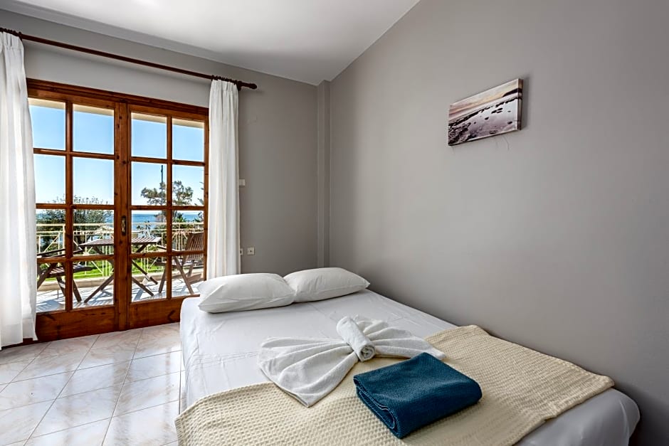 Albouro Seafront Apartments