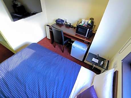 Double Room with Small Double Bed - Smoking