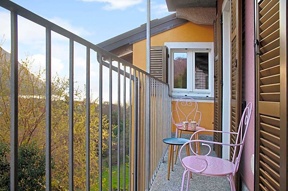 Il sole di calde Lago Maggiore 505