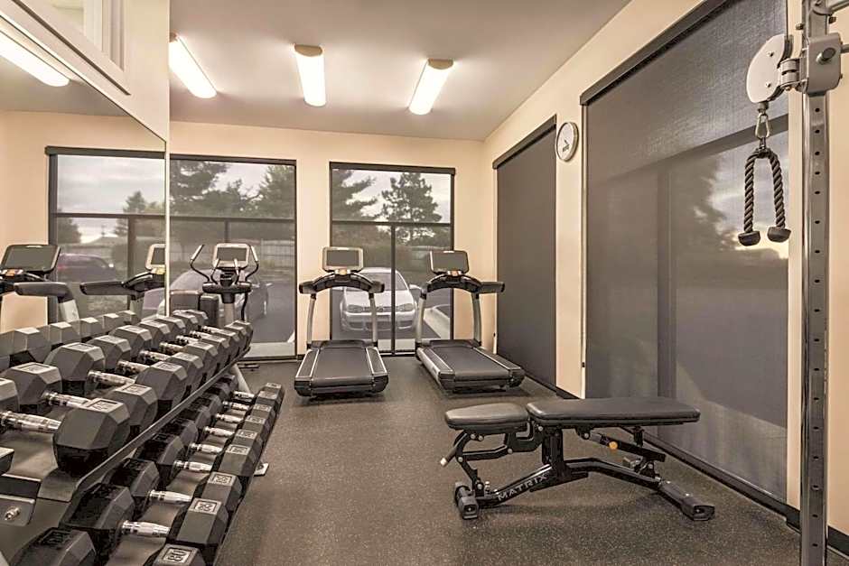 Radisson Hotel & Conference Center Rockford