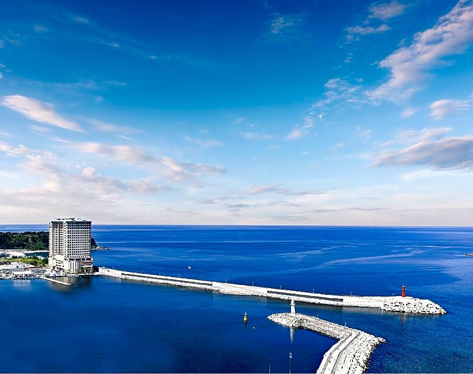 Ramada by Wyndham Gangwon Sokcho