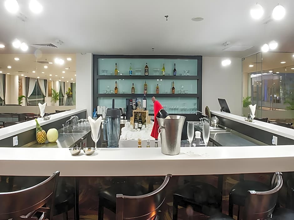 Pan Borneo Hotel Kota Kinabalu