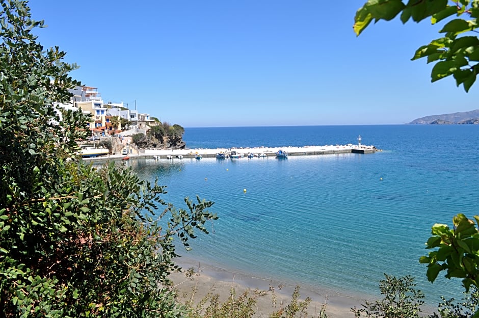 Sofia - Mythos Beach Aparthotel