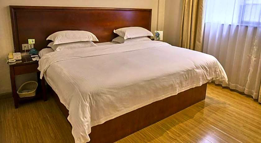 GreenTree Inn Foshan Longjiang North Fenghua Road Express Hotel