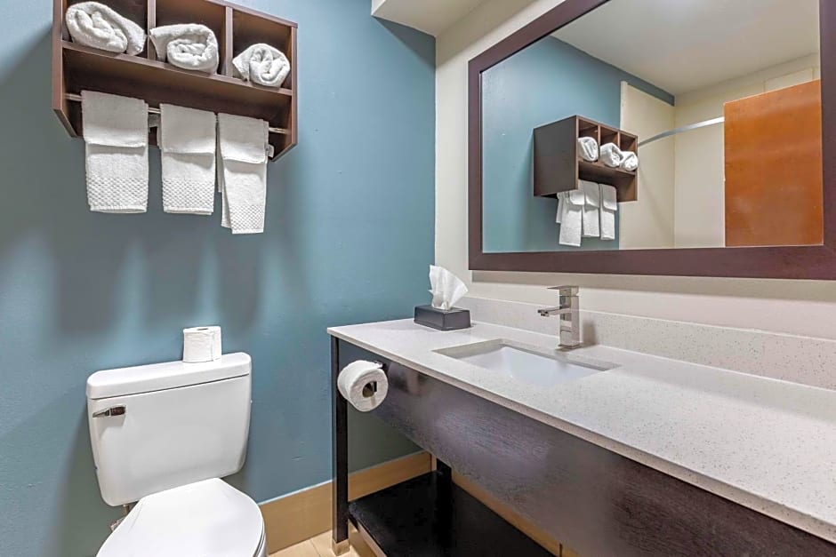 Sleep Inn & Suites