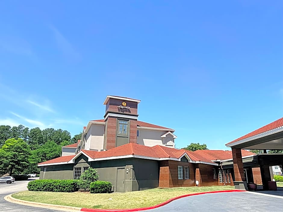 La Quinta Inn & Suites by Wyndham Birmingham Homewood