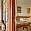 Sanur Lodge