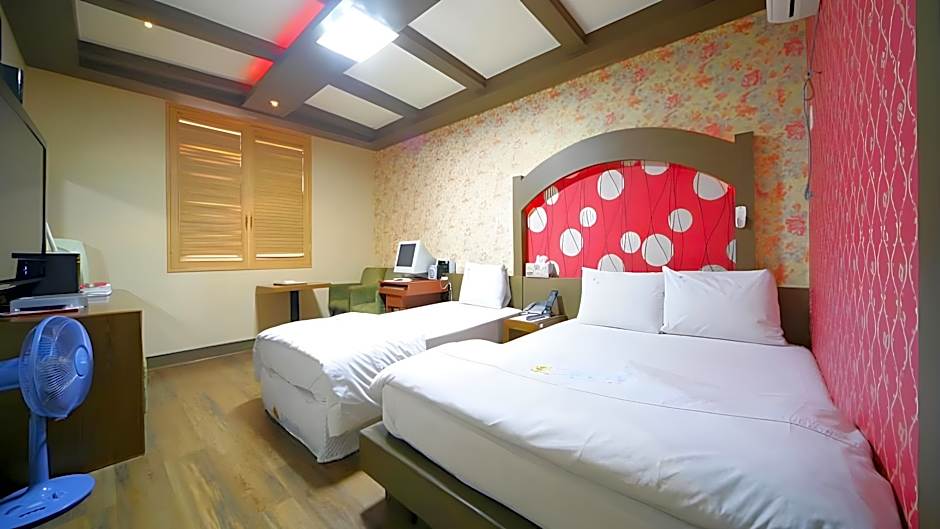 New Grand Hotel