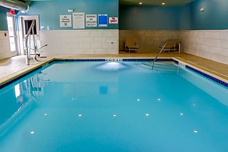 Holiday Inn Express & Suites Detroit Northwest - Livonia By IHG