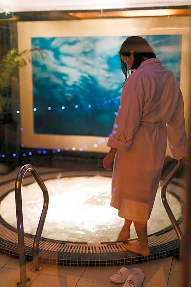 Killarney Plaza Hotel & Spa