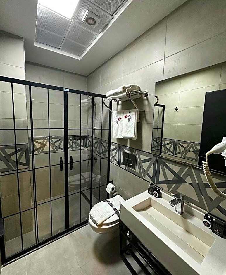 The Great Airport Hotel