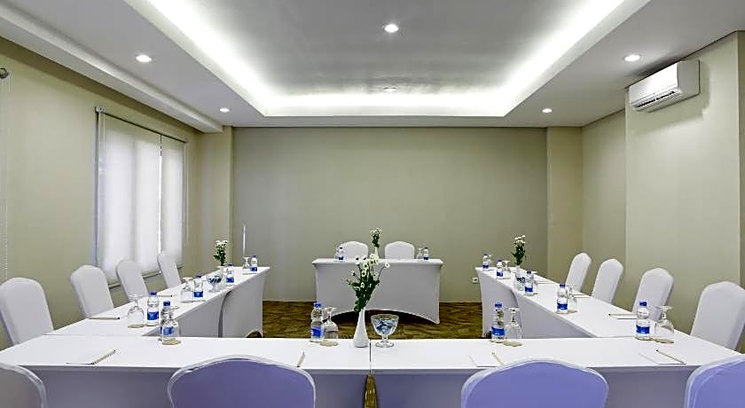 Hardys Rofa Hotel And Spa Legian