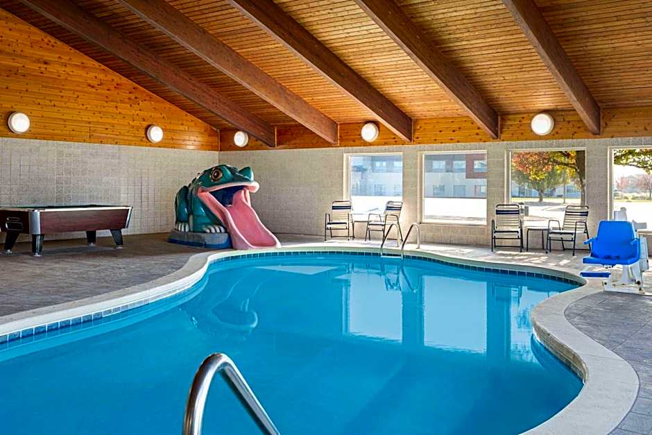 AmericInn by Wyndham Beaver Dam