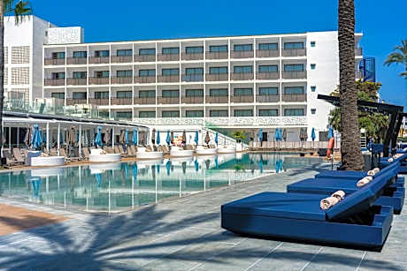 Vibra Mare Nostrum Hotel