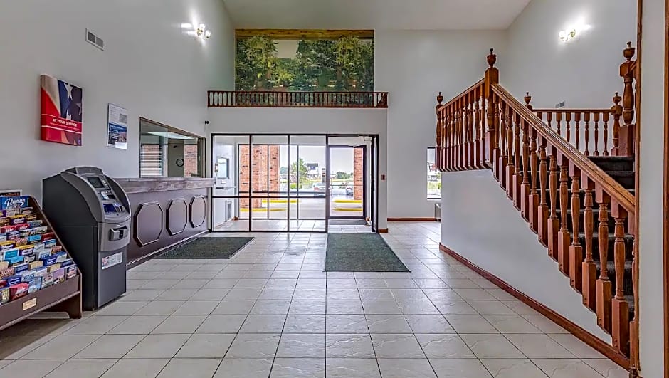 Red Lion Inn & Suites Pontoon Beach