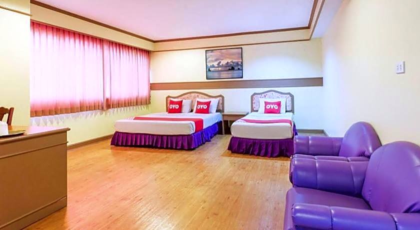 OYO 565 Trang Hotel