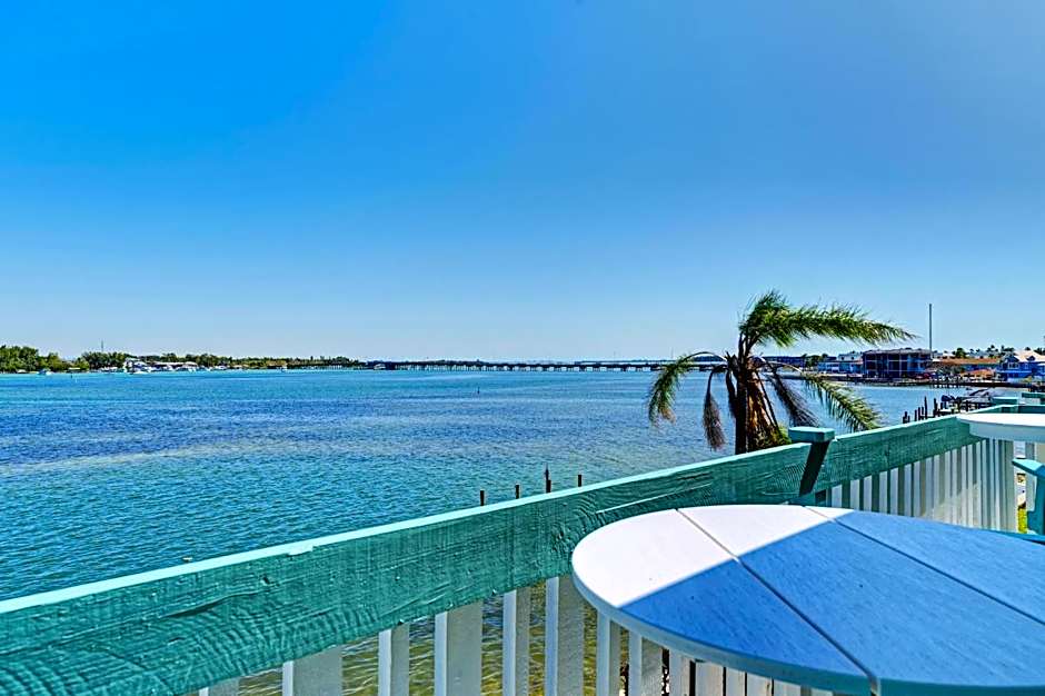 Anna Maria Island Beach Palms 5B