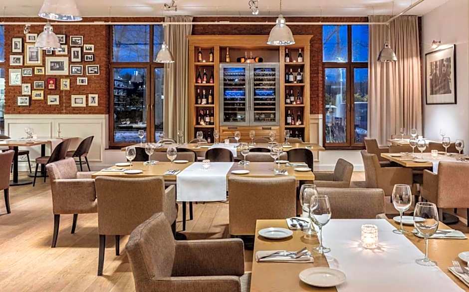 Mercure Wiazowna Brant