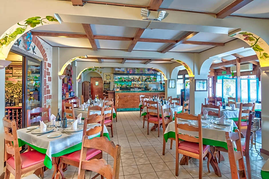 Hotel Residence Inn Suites Cristina