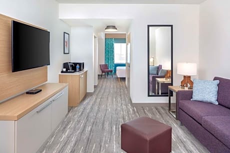King Room - Disability Access/Roll-in Shower