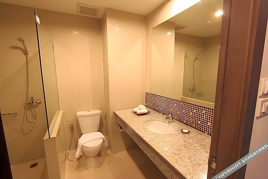 S Tara Grand Hotel