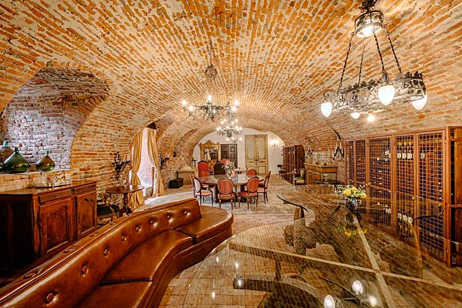 Castello di Casalborgone, Luxury Italian Castle Hotel
