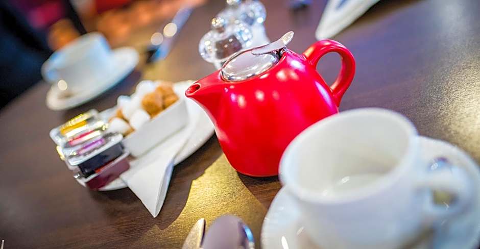 B/W Plus Lancashire Manor Hotel