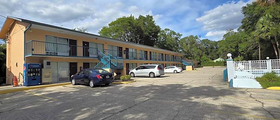 Travelers Inn Gainesville