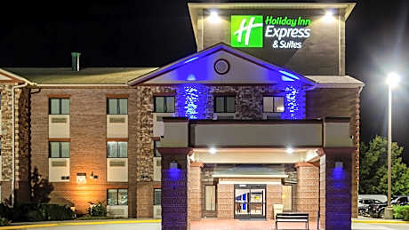 Holiday Inn Express and Suites Olathe South By IHG