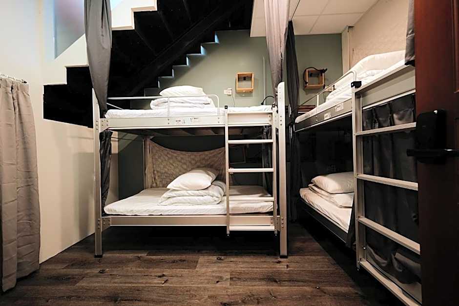 小艾背包客棧 Small Eye Backpacker