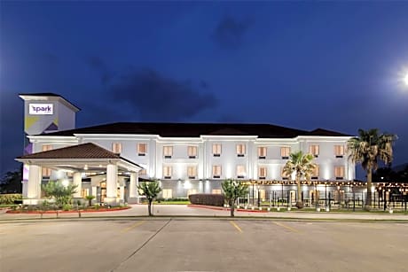 Spark by Hilton Houston Hobby Airport