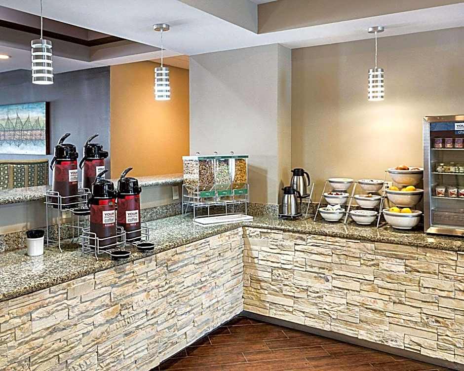 Comfort Suites near Tanger Outlet Mall