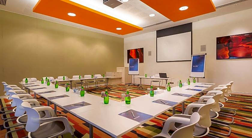 Adagio Abu Dhabi Al Bustan Hotel