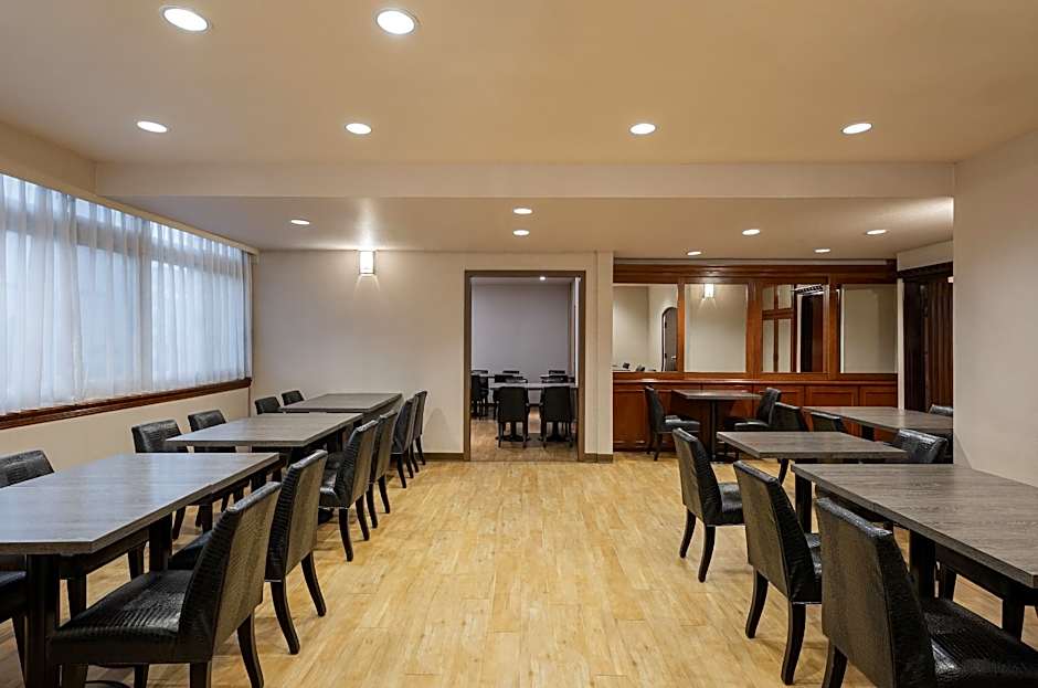 Kindness Hotel Wu Jia