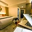 Dragon River Avenue Hotel