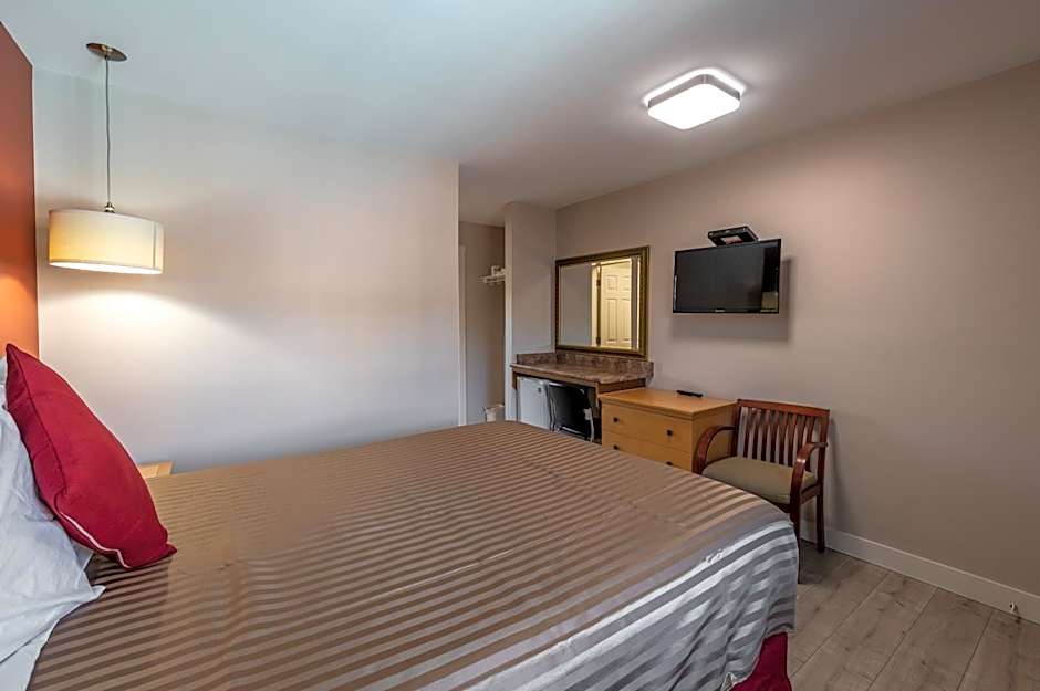 Sahara Courtyard Inn Penticton