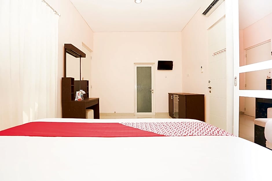 OYO 782 Menjangan Residence at Citraland 1