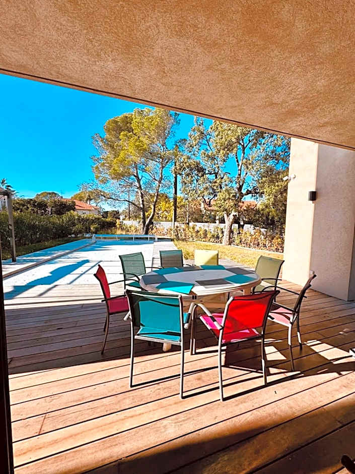 Magnifique Villa contemporaine climatisé piscine Ref Villa Notre Dame