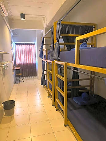 Private Room for 4 People