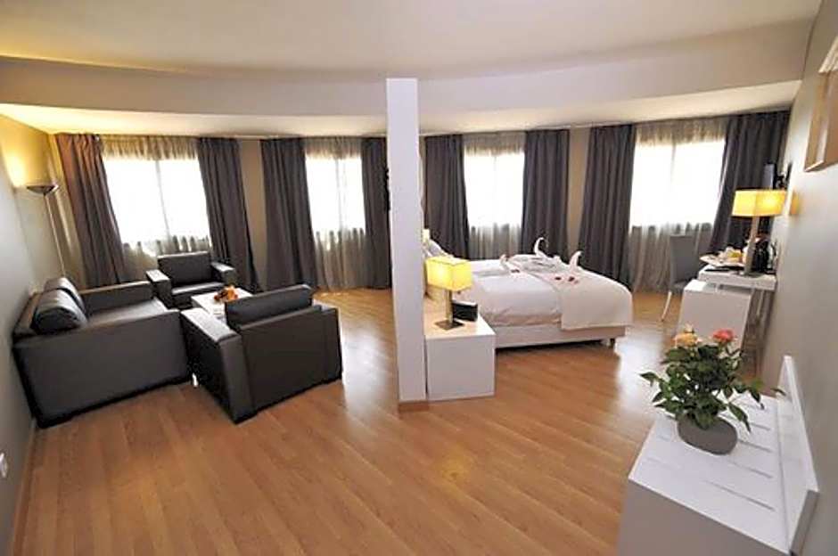 Liberte Hotels Oran