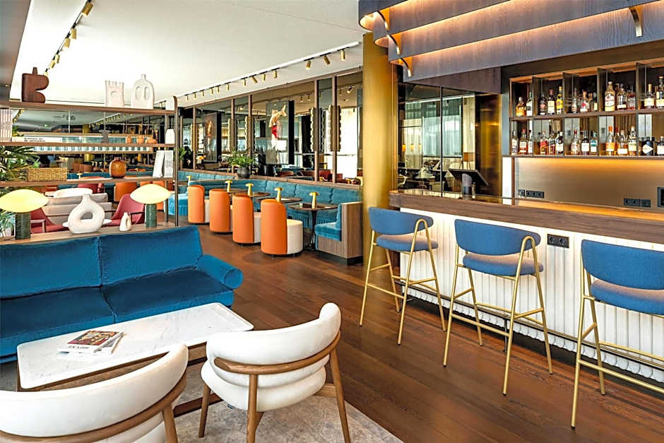 Radisson Blu Media Harbour Hotel, Düsseldorf