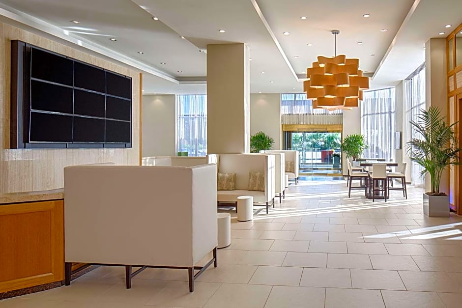 DoubleTree By Hilton Houston Greenway Plaza